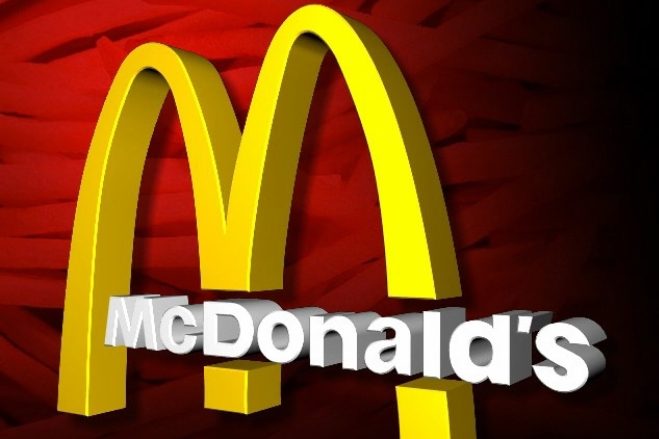Μεγάλη «βουτιά» στα κέρδη της McDonald’s