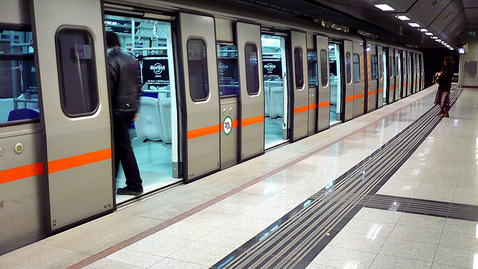 Τρίωρη στάση εργασίας σε μετρό, ηλεκτρικό σιδηρόδρομο και τραμ