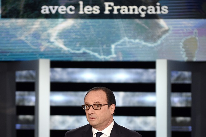 Δεν θα επιβάλει νέους φόρους το 2015 στη Γαλλία ο Φρανσουά Ολάντ