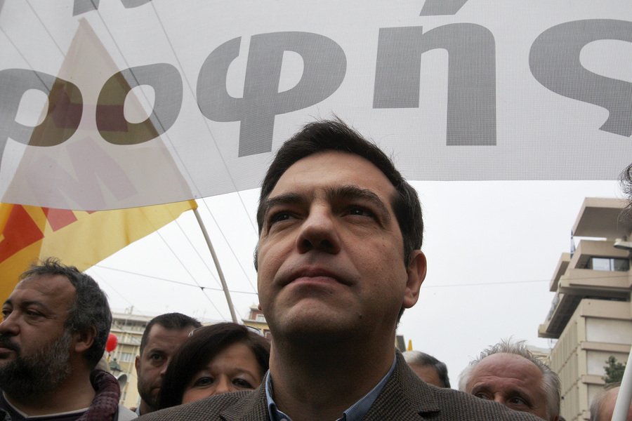 Διατηρεί τη διαφορά του 3% ο ΣΥΡΙΖΑ από τη ΝΔ σε νέα δημοσκόπηση