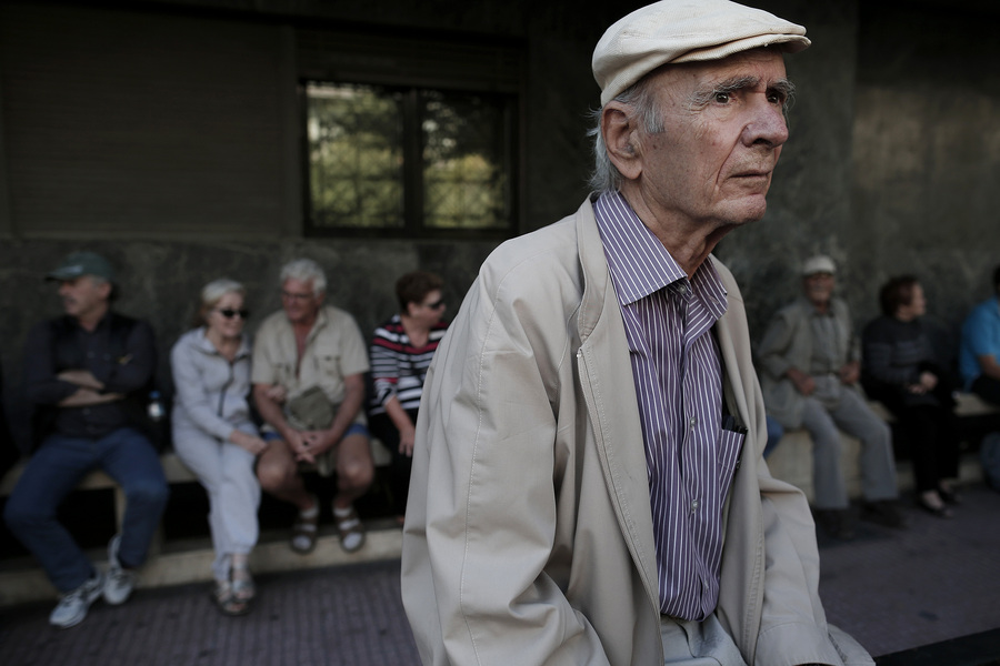 Αυτά είναι τα νέα όρια ηλικίας για τις συντάξεις στο δημόσιο