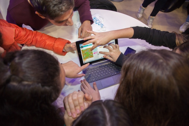 Microsoft Hellas: «Μύησε» με επιτυχία 2.000 νέους στο προγραμματισμό