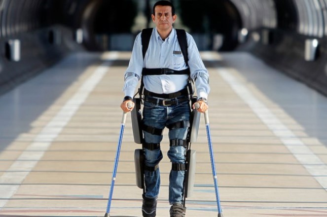ReWalk: Ένα Exoskeleton για παραπληγικούς