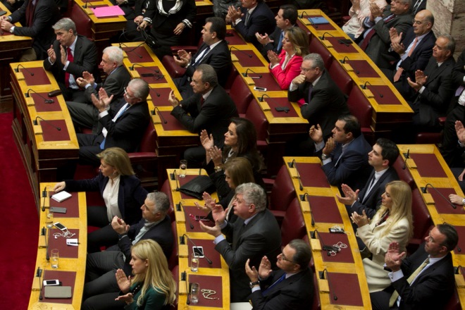 Τατσόπουλος: Σκατοφυλλάδες γράφουν ότι απέτυχε η εξαγορά βουλευτών!