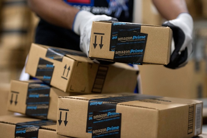 Απεργία κατά τη φετινή Prime Day προγραμματίζουν οι εργαζόμενοι στις αποθήκες της Amazon