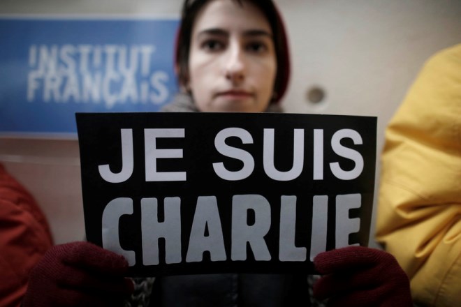 Je suis Charlie – Athènes: Φωτογραφίες από τη συγκέντρωση στην Αθήνα