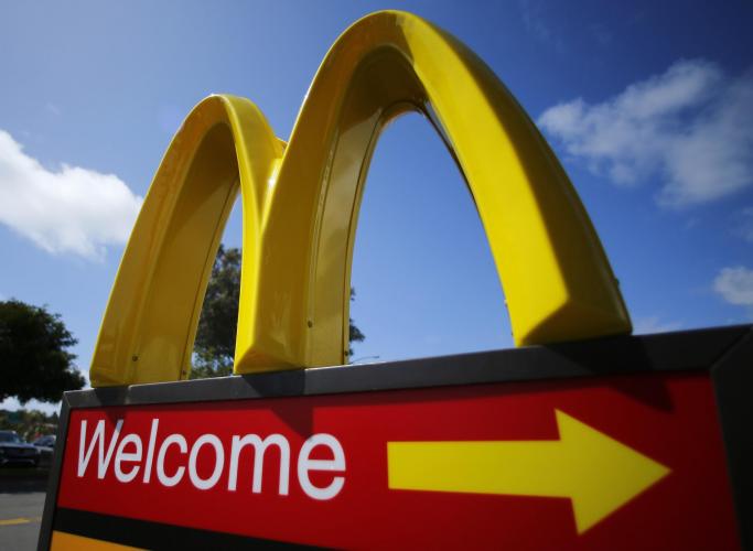 Καταγγελίες κατά των McDonald’s από τους εργαζόμενους