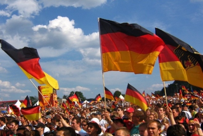 Δημοσκόπηση: 8 στους 10 Γερμανούς μας θέλουν εκτός ευρώ!