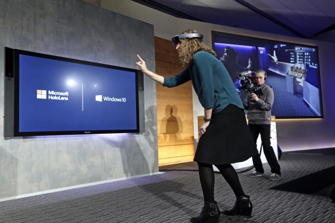 Το συναρπαστικό ολογραφικό μέλλον της Microsoft