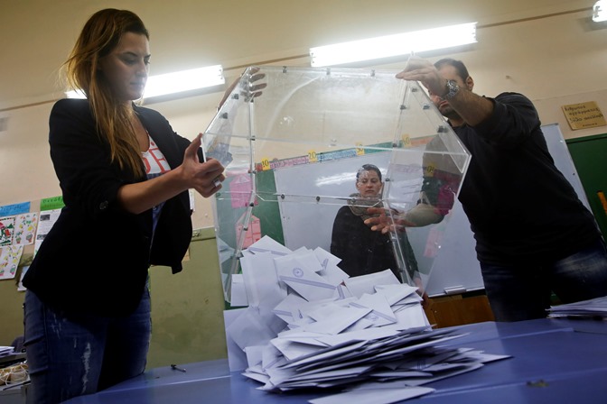 Εκλογές 2015: Θρίλερ με την αυτοδυναμία του ΣΥΡΙΖΑ – Στις 10 μονάδες η διαφορά