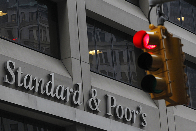 Στα «μαλακά» έπεσε η Standard & Poor’s για τα τοξικά ομόλογα-φούσκες