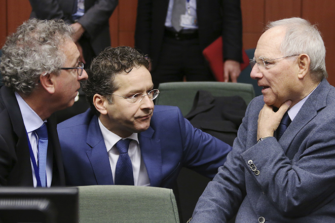 Το Eurogroup κλείνει την αξιολόγηση – Σε δύο δόσεις θα έρθουν τα πρώτα χρήματα στην Ελλάδα