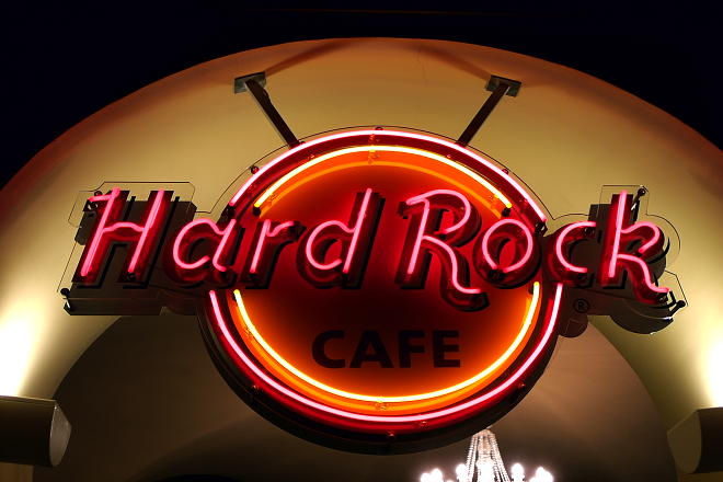 To Hard Rock Cafe επέστρεψε στην Αθήνα