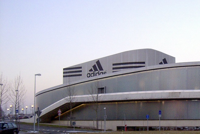 Η Adidas ενισχύει την παρουσία της στην Ευρώπη