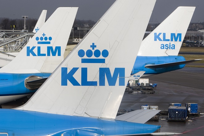 Η KLM ενημερώνει τους επιβάτες στο «Ελευθέριος Βενιζέλος» για τις βιώσιμες αερομεταφορές