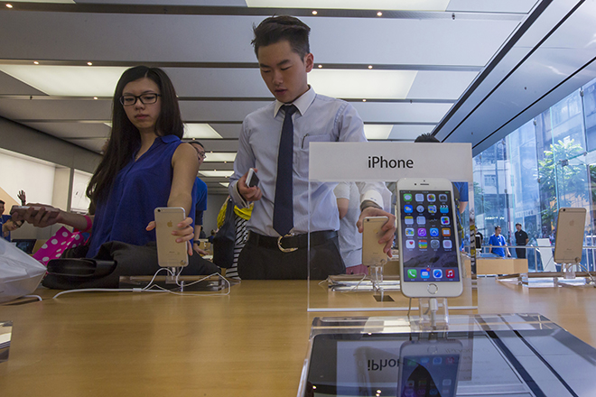 Οι πωλήσεις iPhone σε Κίνα και Ινδία απογειώνουν τα κέρδη της Αpple