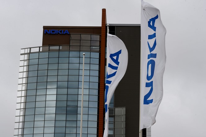 Γιατί η Nokia θέλει να εξαγοράσει τώρα την Alcatel-Lucent