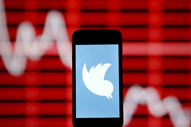 Γιατί η μετοχή του Twitter καταρρέει
