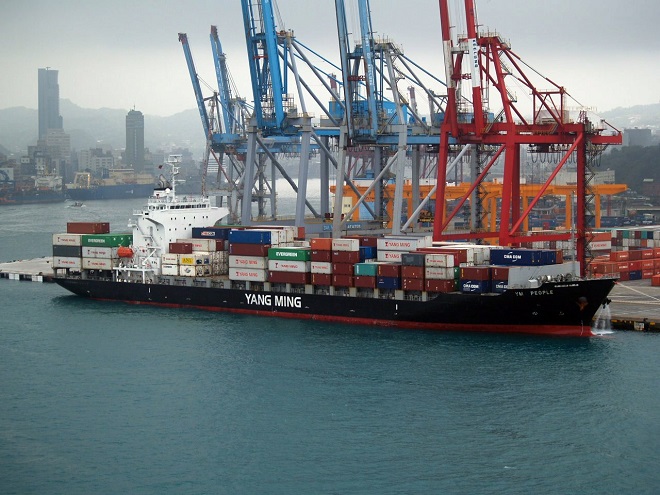Η ασιατική εταιρεία μεταφορών YANG MING επιλέγει τον Πειραιά