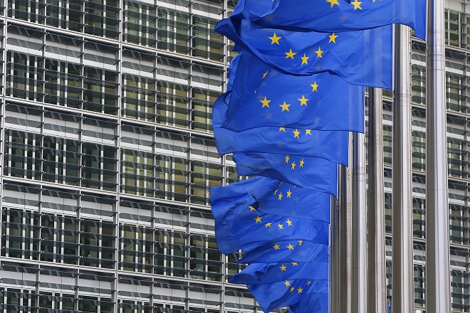 Κομισιόν: Περισσότερες αρμοδιότητες στην ΕΕ για τον έλεγχο του χρηματοπιστωτικού τομέα