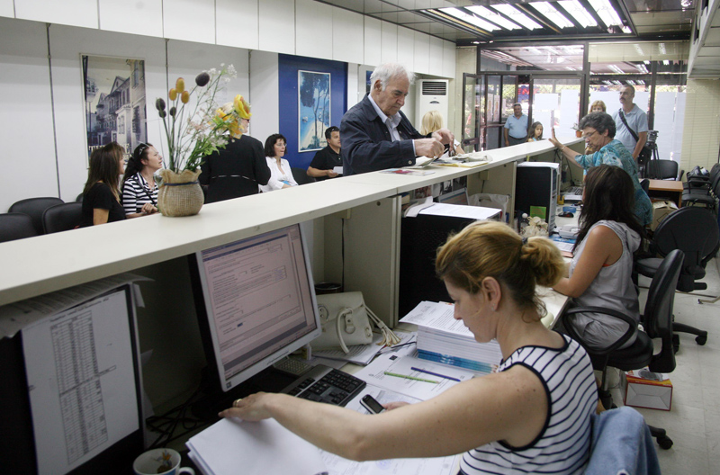 Το νέο μισθολόγιο για το Δημόσιο: Ποιοι θα δουν αυξήσεις (Πίνακες)