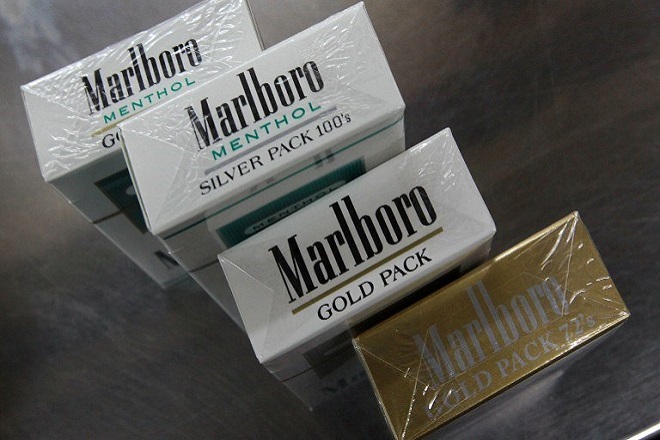 «Πρωτιά» των Marlboro στη «καρδιά» των καπνιστών