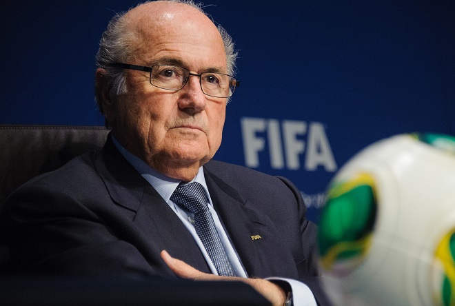 Στη FIFA παίζει μπάλα η διαφθορά, όμως ο πρόεδρός της επιμένει