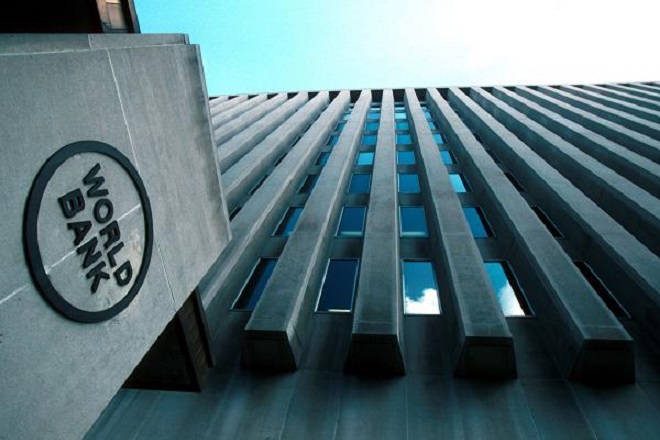 Η Παγκόσμια Τράπεζα αναθεώρησε επί τα χείρω τις προβλέψεις της για την οικονομία