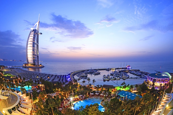 Ντουμπάι: «Χρυσή» ναυτιλιακή πρωτεύουσα μέχρι το 2020