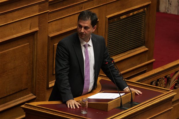 Χάρης Θεοχάρης: Στο ΓΛΚ δουλεύουν για τη δραχμή – Τι απαντάει ο ΣΥΡΙΖΑ