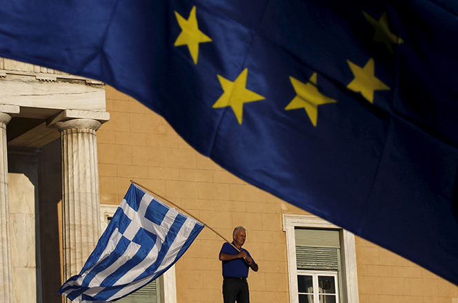 Καταστροφική η έξοδος της Ελλάδας από την Ε.Ε. και το ευρώ