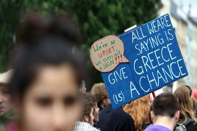 Γερμανία και Ισπανία στηρίζουν το τρίτο πακέτο βοήθειας για την Ελλάδα