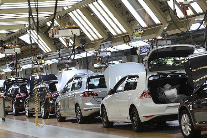To χειρότερο σενάριο για τη VW: Διακόπτεται η παραγωγή του Golf