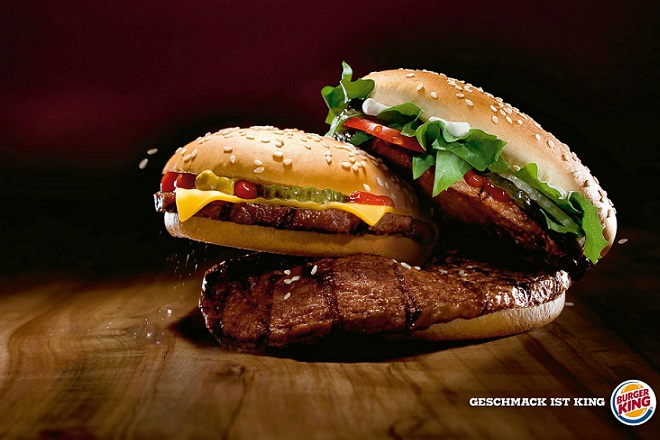 Πώς η Burger King κερδίζει στον πόλεμο των μπέργκερ