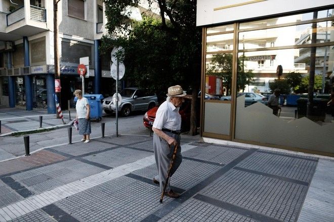 Γεωργιάδης: Ρητή εξαίρεση των εργαζόμενων συνταξιούχων από το τεκμαρτό εισόδημα