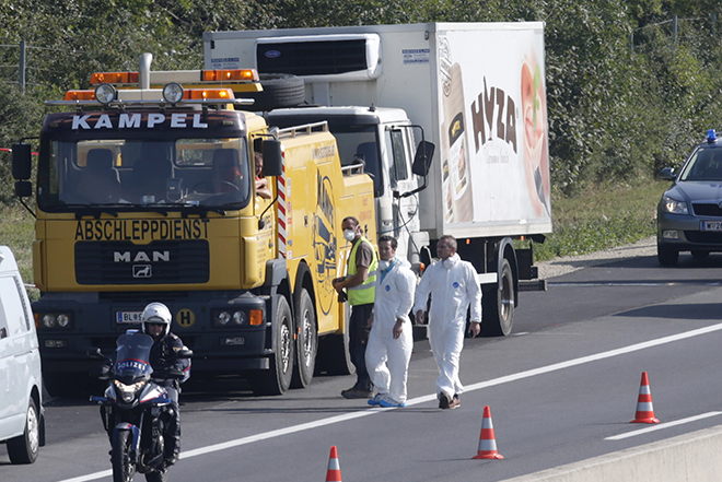 Τραγωδία με 71 νεκρούς πρόσφυγες στην Αυστρία