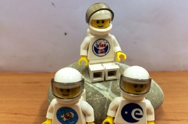«Εκτοξεύτηκαν» στο διάστημα τα LEGO κι οι πωλήσεις τους