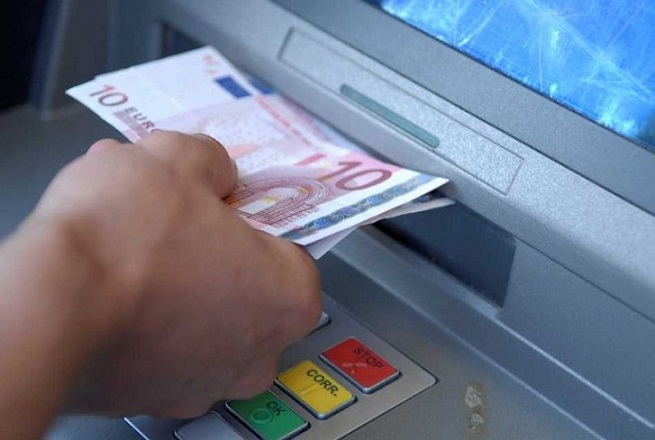 Tι ισχύει σήμερα για τα capital controls στις τράπεζες