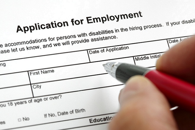 Υποβλήθηκαν 2,3 εκατ. αιτήσεις για 368 θέσεις εργασίας
