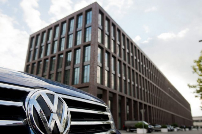 VW: «Έρχονται» περικοπές μισθών σε εκτελεστικούς διευθυντές