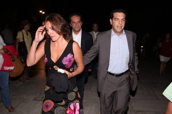 Μπέτυ Μπαζιάνα: Να κριθώ για το έργο μου και όχι για τον σύζυγό μου