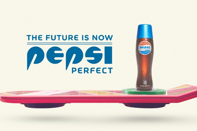 «Επιστροφή στο μέλλον» με τη νέα συσκευασία της Pepsi
