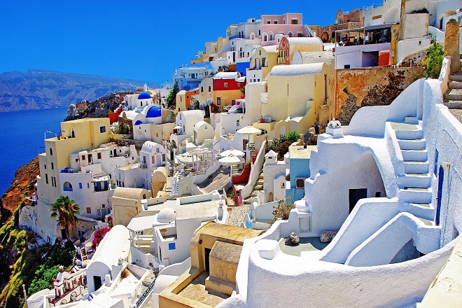 Γιατί η Ελλάδα παραμένει ο απόλυτος τουριστικός προορισμός;