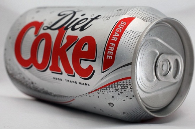 Τελικά πίνει κανείς Diet Coke;