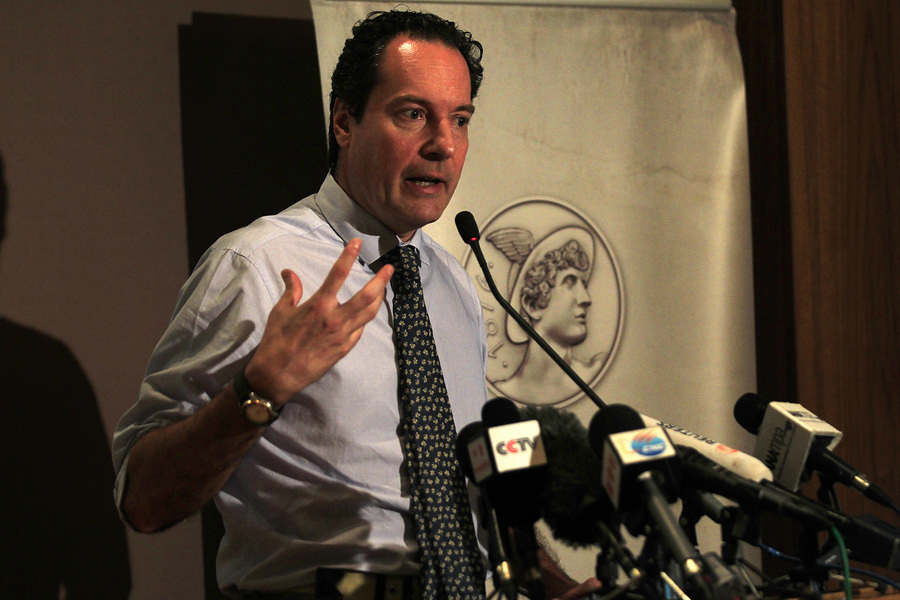 Παραιτήθηκε ο πρόεδρος της Επιτροπής Κεφαλαιαγοράς, Κώστας Μποτόπουλος