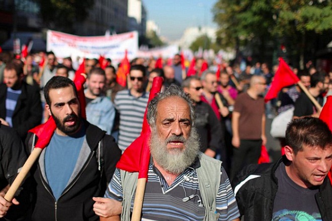 Μεγαλειώδεις απεργιακές συγκεντρώσεις στο κέντρο της Αθήνας