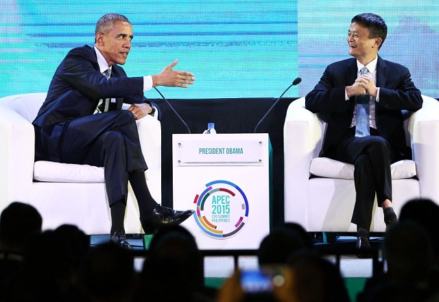 Βίντεο: Ο Μπαράκ Ομπάμα παίρνει συνέντευξη από Κινέζο δισεκατομμυριούχο