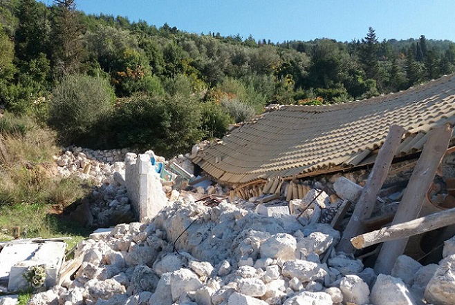 Λευκάδα: Η επόμενη μέρα για τους σεισμόπληκτους