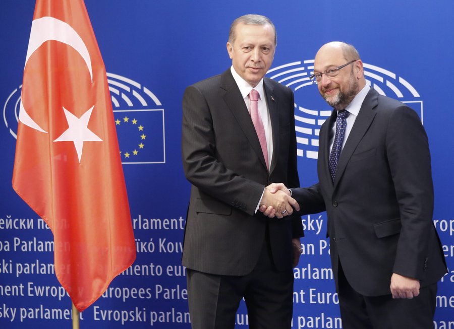 Προσφυγικό και σχέσεις Ευρώπης-Τουρκίας θα κρίνει η νέα Σύνοδος Κορυφής της ΕΕ