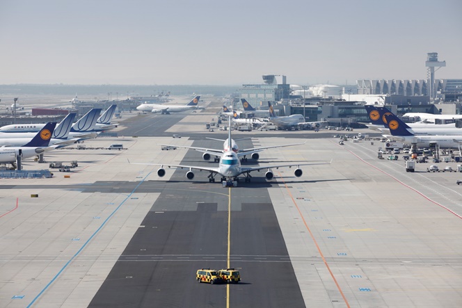 Στη Fraport για 40 χρόνια και με τη βούλα τα 14 περιφερειακά αεροδρόμια